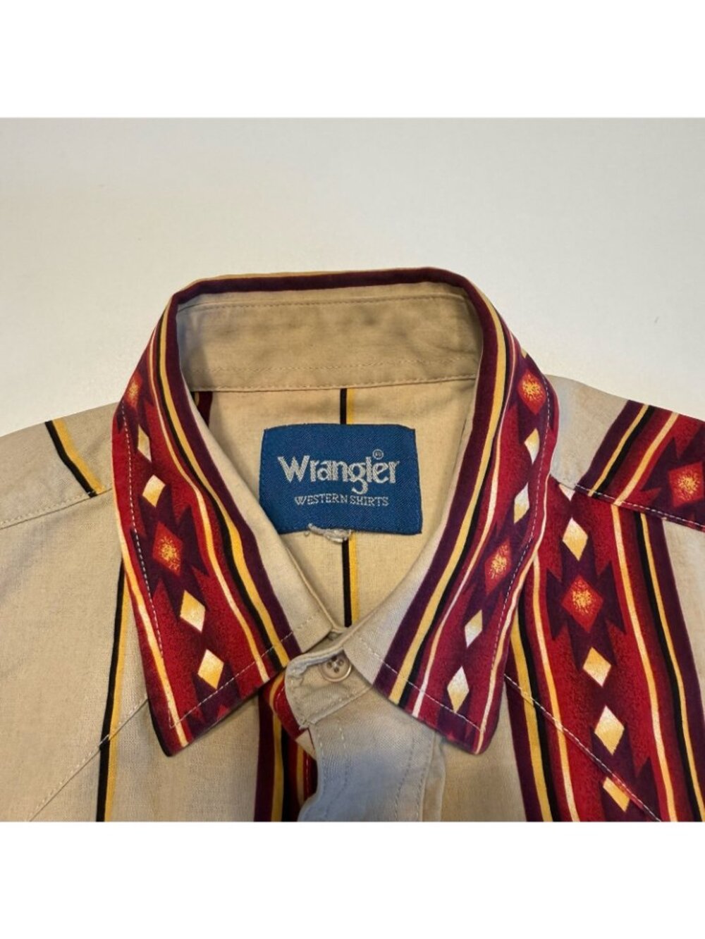 Vintage Wrangler Pearl Snap Aztec Western Shirt Mens Large Long Sleeve Beige Red - Picture 10 of 13